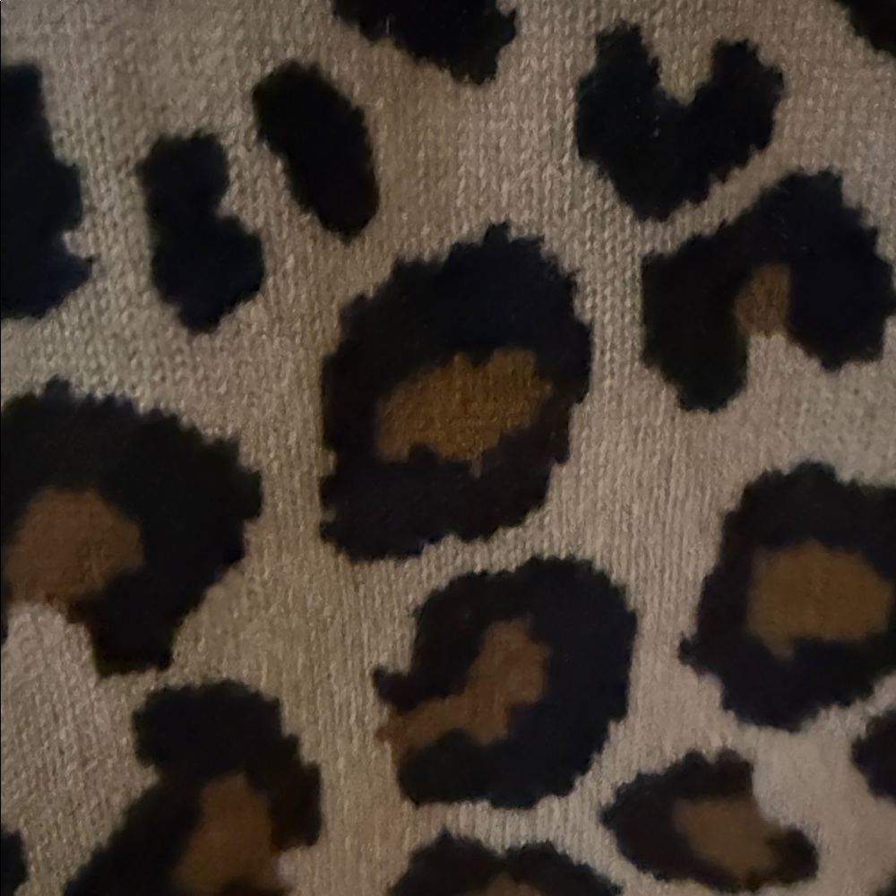 Cynthia Rowley Black and Tan Leopard Sweater-Cashmere NWT - Picture 4 of 5